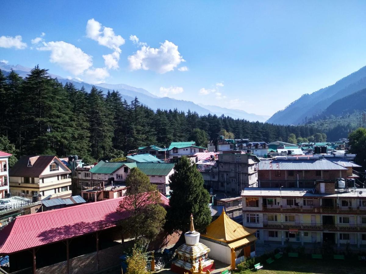 Hotel Snow Mountain Mall Road Manāli Dış mekan fotoğraf